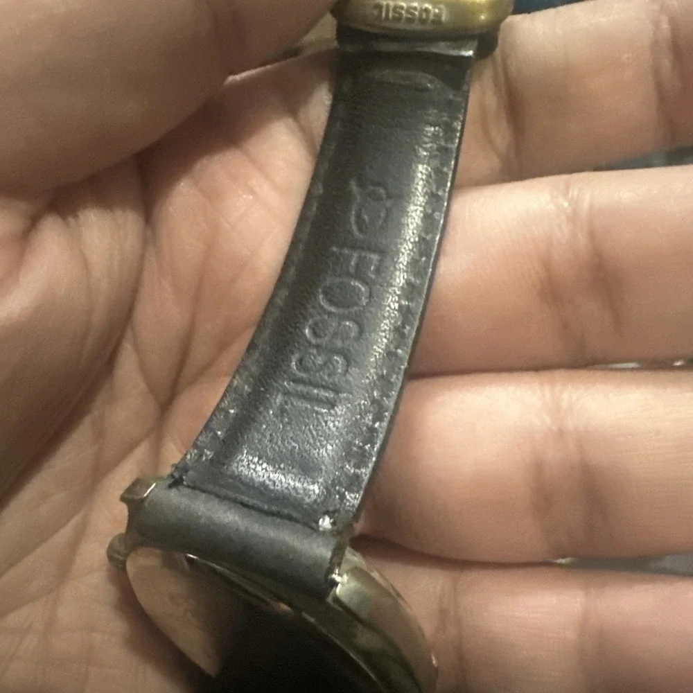 Fossil new battery